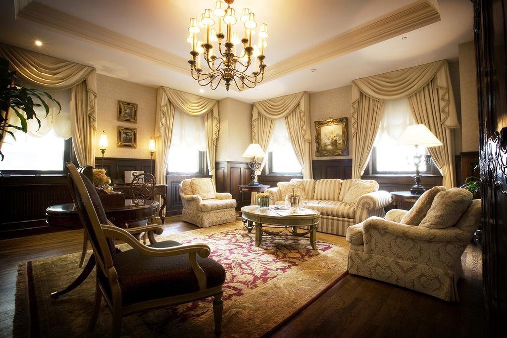 Hotel Le St. James Монреаль Экстерьер фото